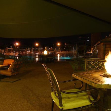 Fairmont Hot Springs Resort Anaconda Bagian luar foto