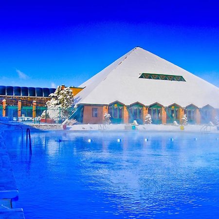 Fairmont Hot Springs Resort Anaconda Bagian luar foto