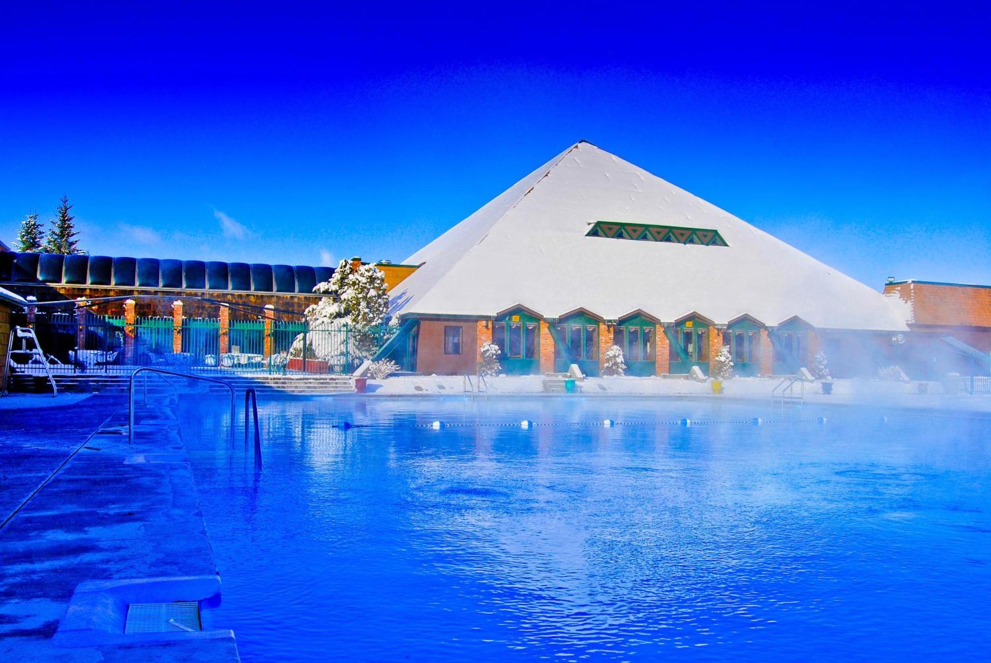 Fairmont Hot Springs Resort Anaconda Bagian luar foto